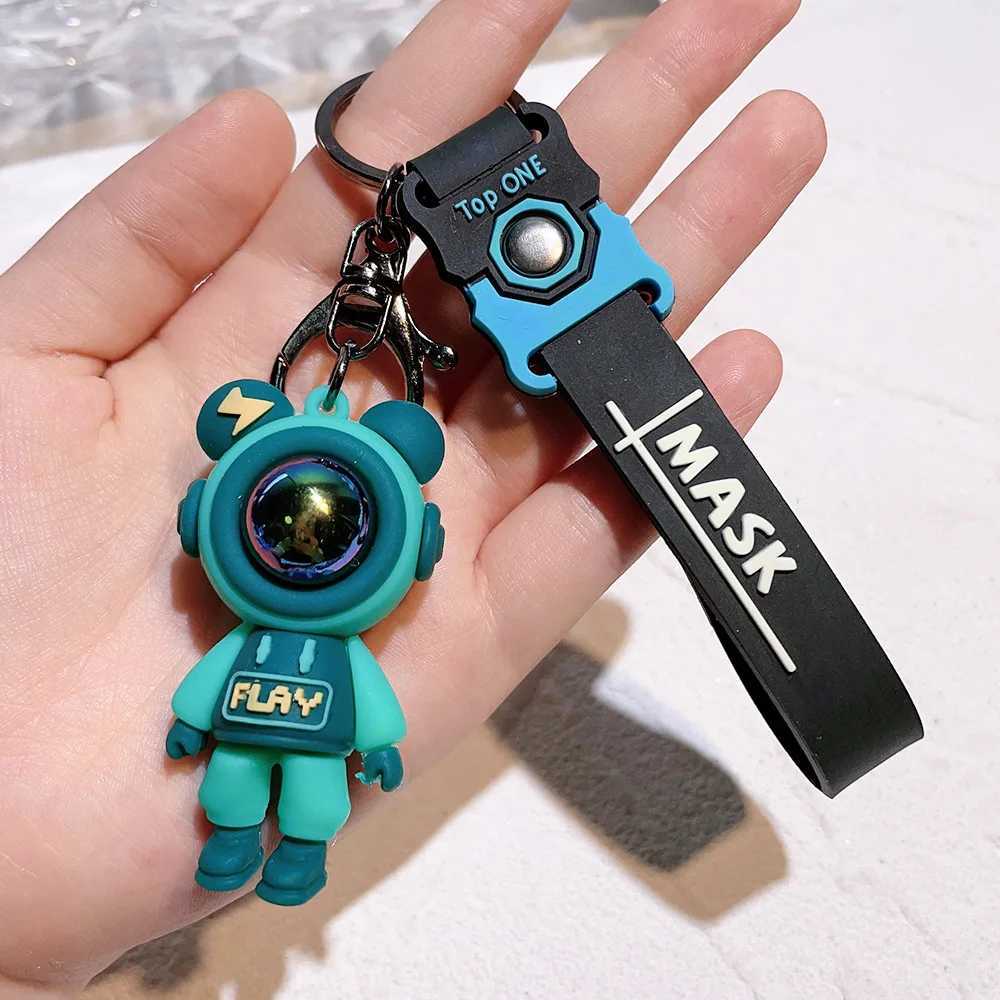 Lightning Bear Keychain Fashion Cartoon Cute Astronaut Bear Doll Bag Pendant Accessories Large Couple Jewelry Gifts Birthday XJ250602