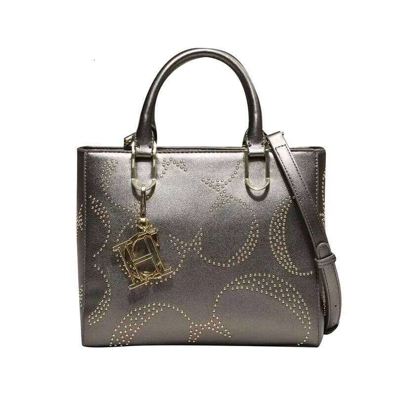 CH Large Capacity Zipper Ladies Crossbody Women's Shoulder Bag Versatile Solid Colour Letter Printing Design