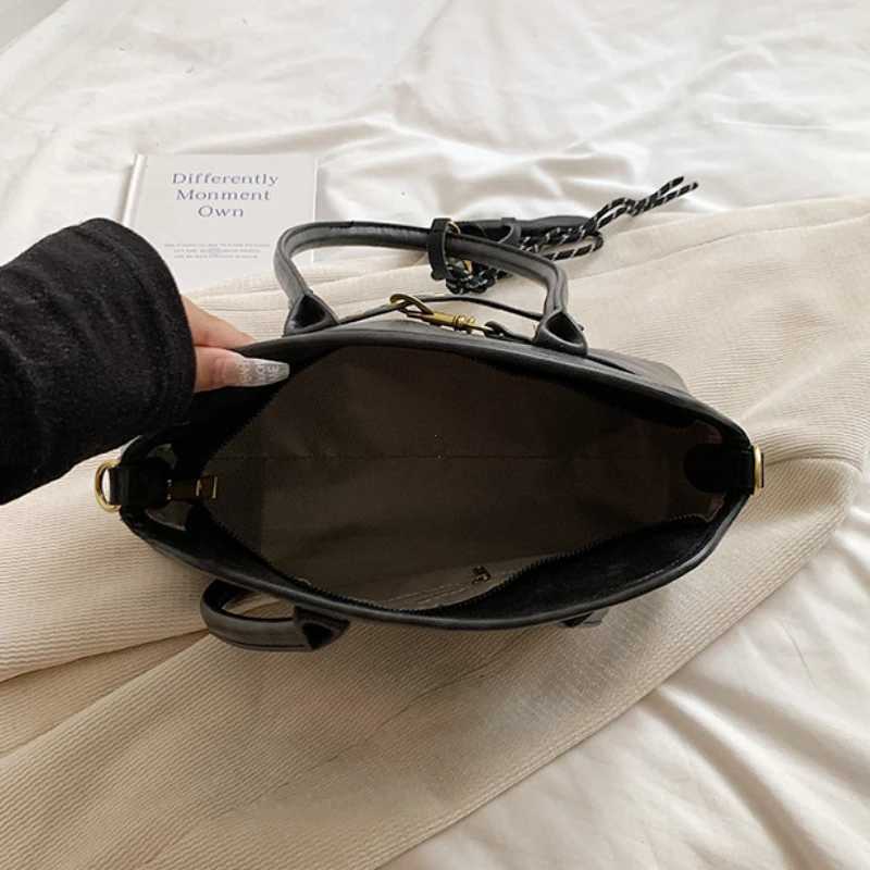 Vintage Womens Shoulder Bag PU Leather for Women 2025 New Trend Y2K Korean Fashion Female Crossbody Bag Lady Handbags Y250603
