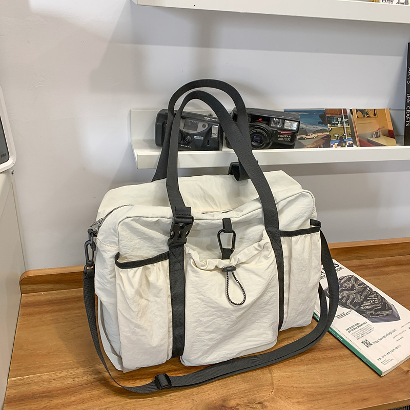 2025 New Spring Trend Korean Style Large Capacity Handbag Lightweight Single Shoulder Tote Travel Multi-functional Bag