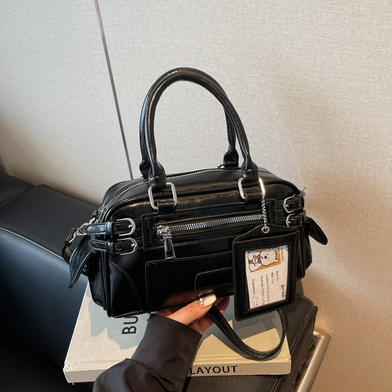 designer Handheld Bowling Ball Bag for Women 2025 New Trendy Fashion Korean Style Motorcycle Bag Crossbody Bag Casual Simple Shoulder Bag