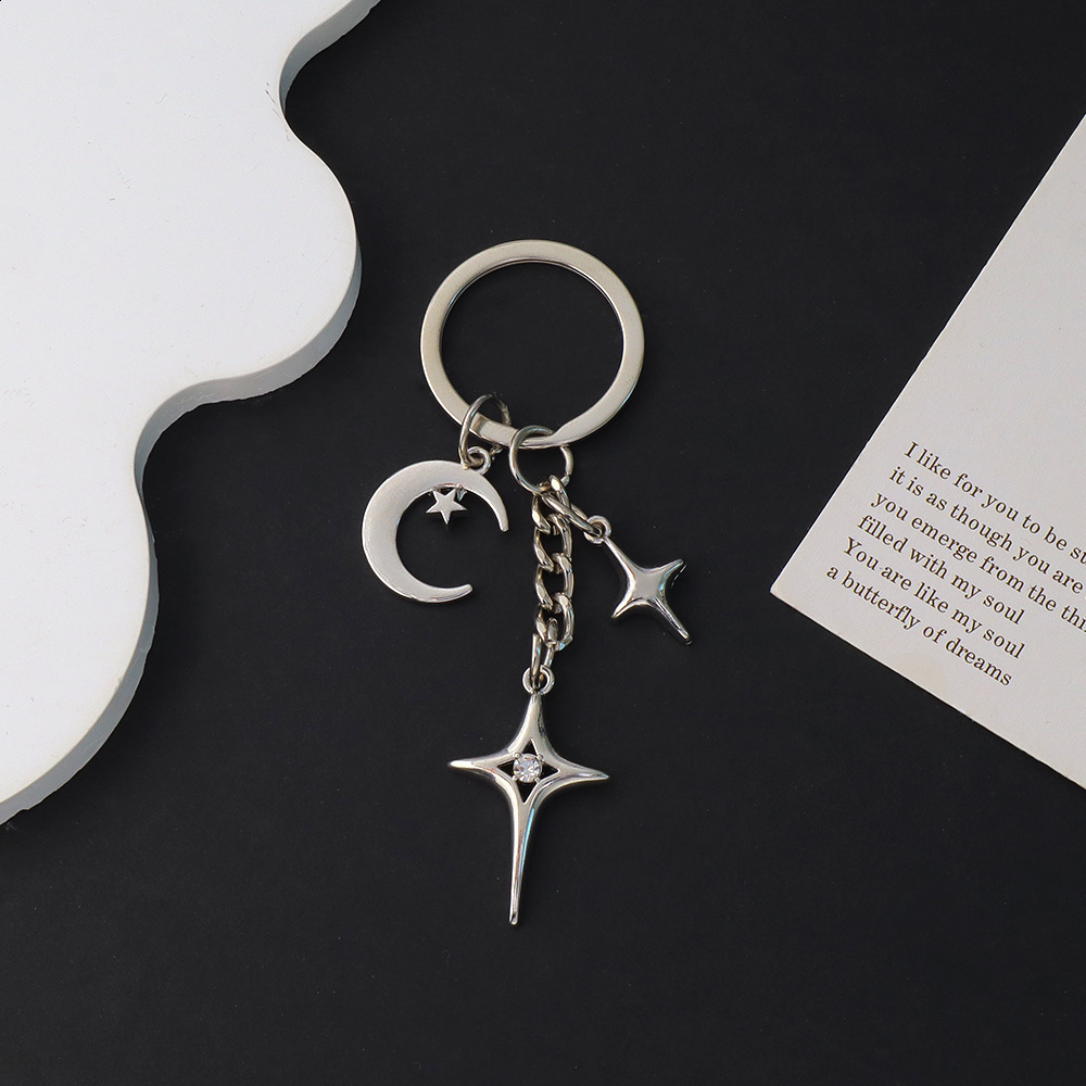 Creative Moon Star Pendant Keychain Lucky Four-Pointed Star Tassel Key Ring Simple Bag Charm for Women 250408