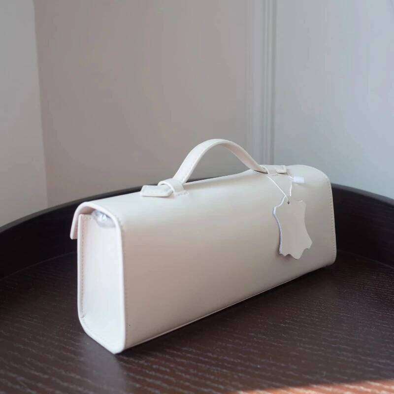 French Elegant Simple Women's Flip Three-Dimensional Classic Solid Color Design Stylish Purse 2025 New Vintage Handbag