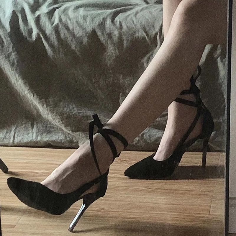 2025 Spring and Autumn New Lace-up Black Stiletto Heels for Women Elegant Socialite Niche Design Adult Dress Shoes