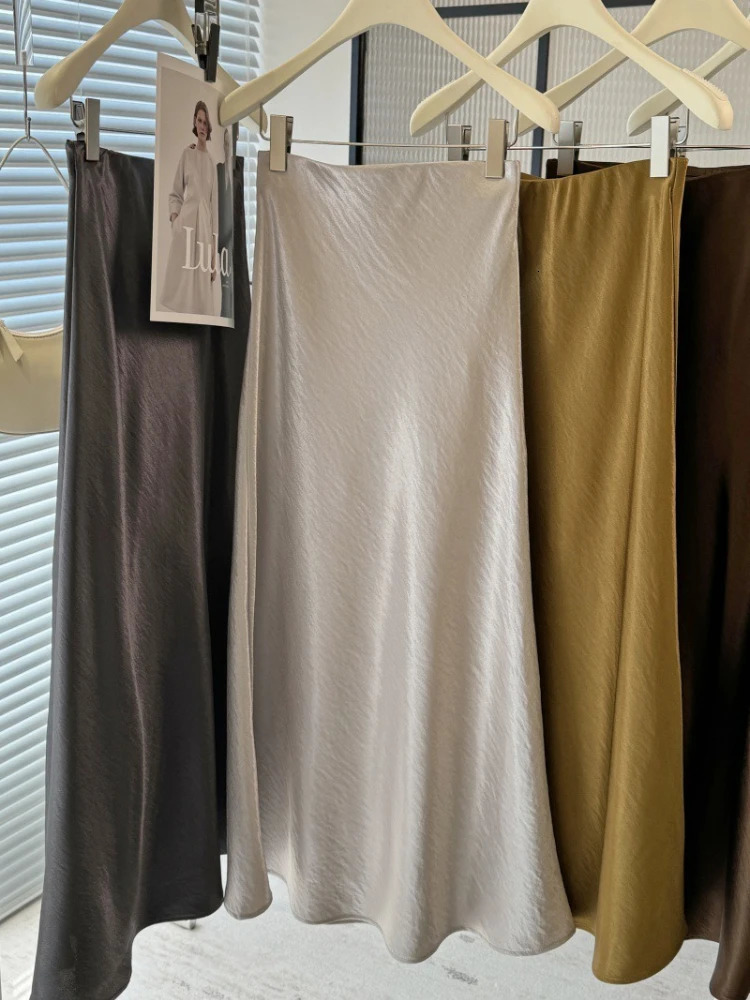 Elegant Womens Skirts Satin Skirt Women High Waist Long Skirts for Women Summer Black Fishtail Midi Skirt Office Woman 250603