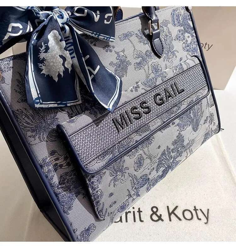 High Quality Embroidery Floral Casual Tote Textured Leather Large Capacity Fashion Women's Handbag Shoulder Messenger Bag
