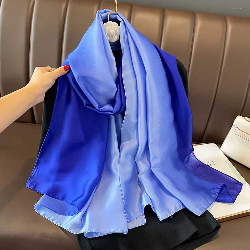 2023 Gradient Silk Scarves Women Luxury Brand Hijab Scarf Foulard Femme Shawls Wraps Silk Bandana Head Scarf Hijab Beach Poncho W250602