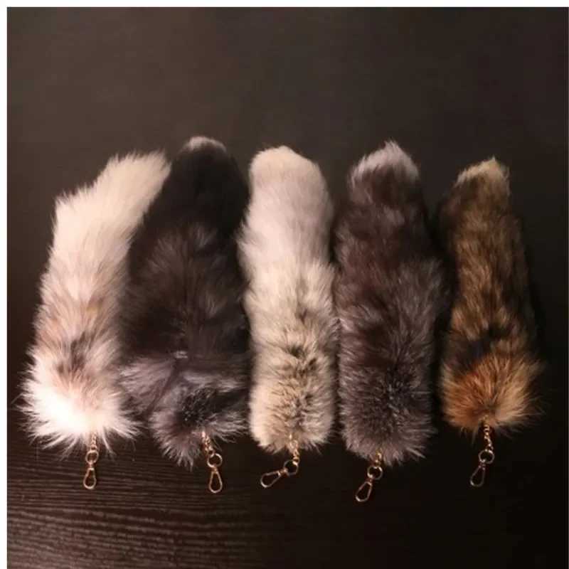 New Fashion Wolf Tail Fur Keychains Unisex Pendant Car Keyring Holder Key Chains Charm Bag Accessories Gifts XJ250602