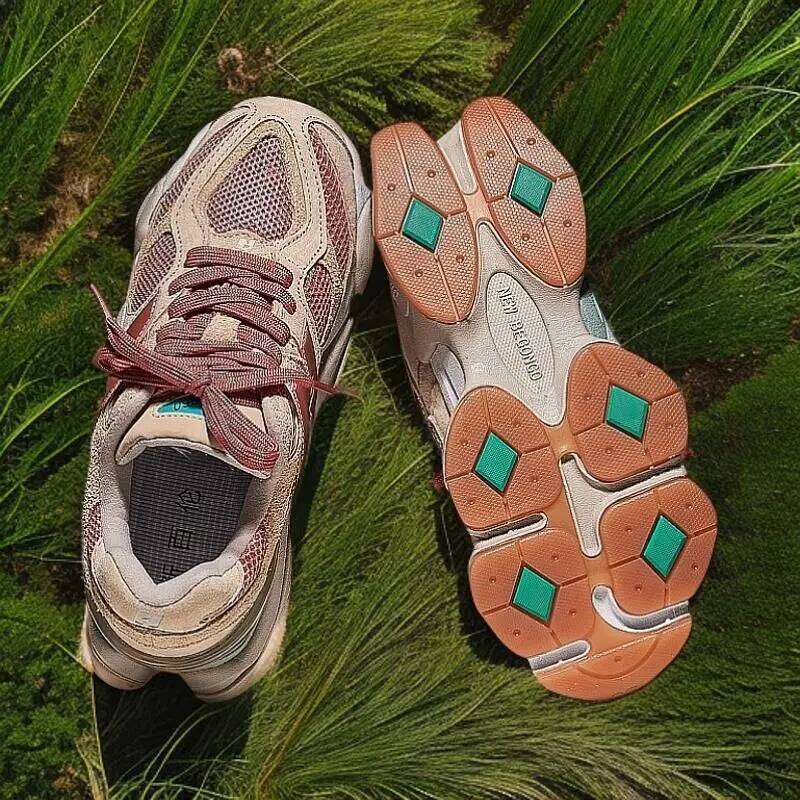 2024's Ultimate Sneaker: Retro Low-Cut for Him Her - Comfort , Lighess, Breathability & Anti-Slip in One