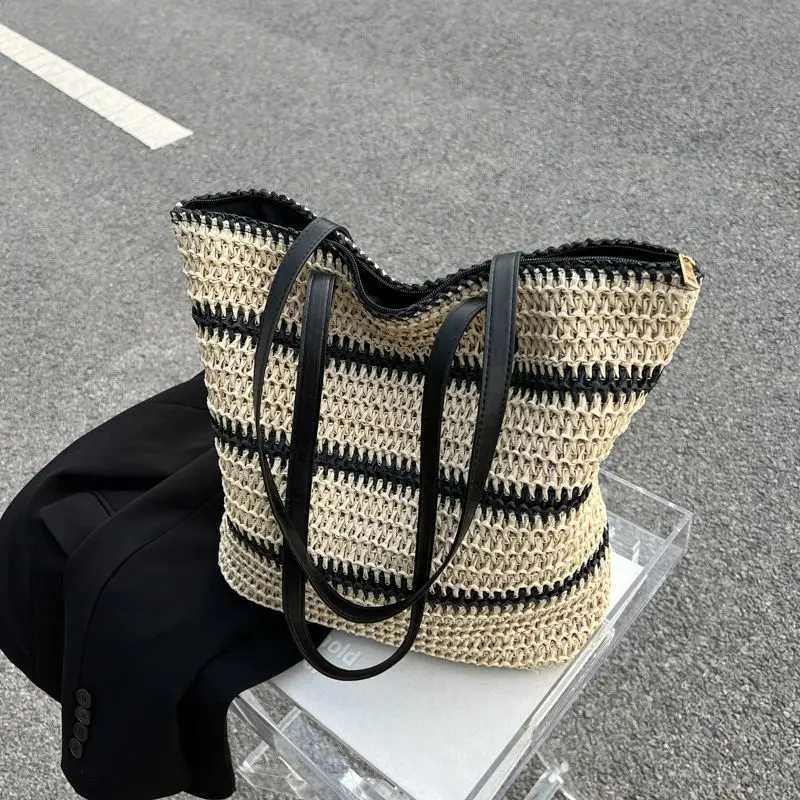 Vintage Str Rattan Woven Bags Handmade Summer Beach Bags Ladies Large Capacity Shoulder Bag Bohemia Travel Handbags Totes sac Y250603