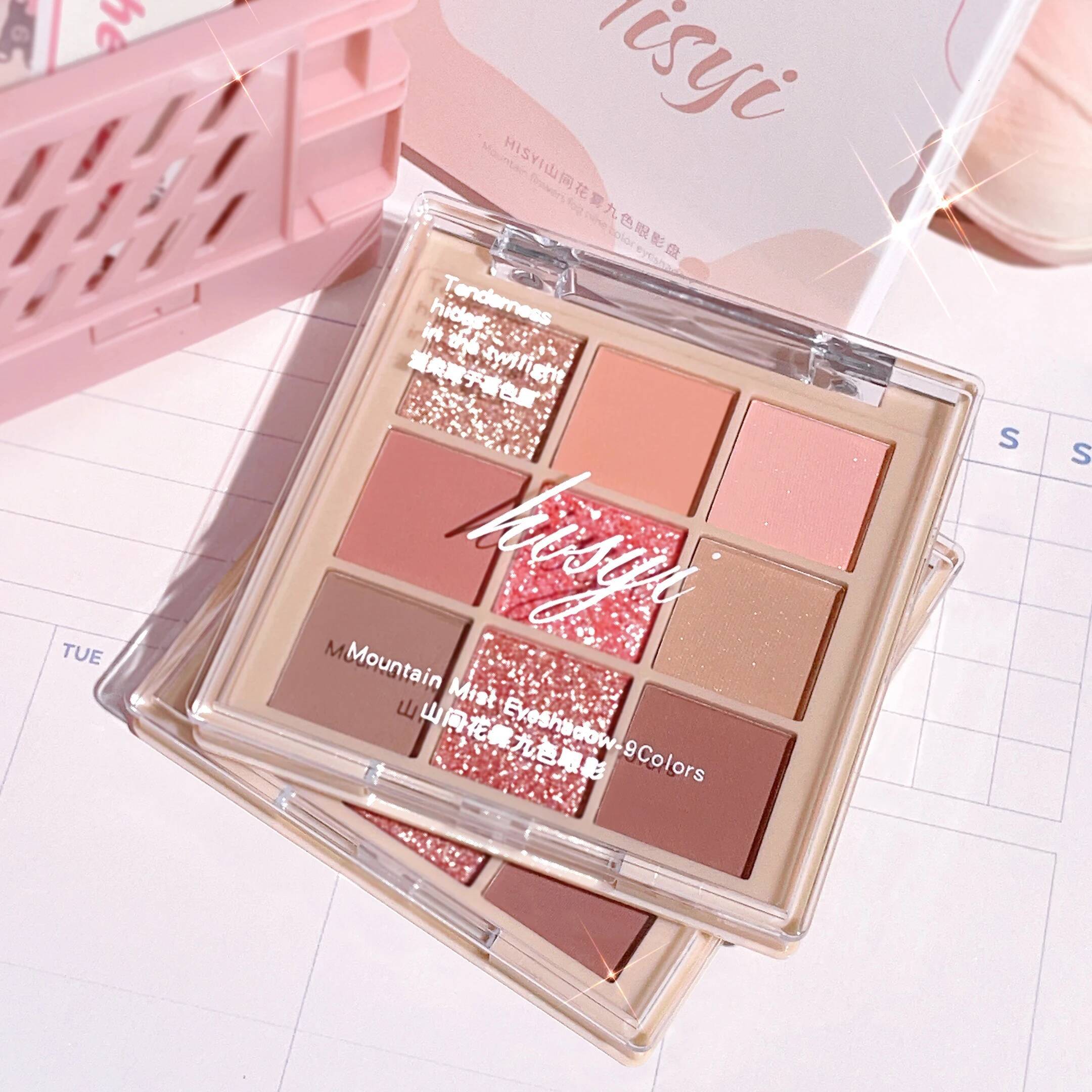 Nine-color shadow palette, matte pearlescent powder hot tone, charming eye makeup, easy to deal with various ocns.