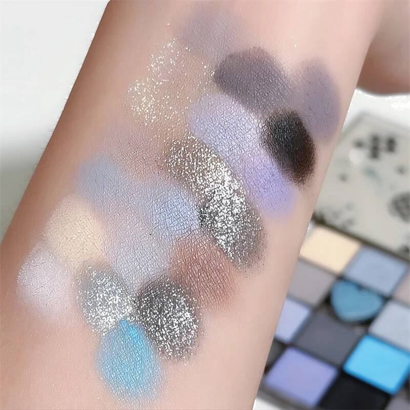 DIKALU Black Honey Eyeshadow Tray Matte Pearl Glitter Earth Multicolor Smoky Blush