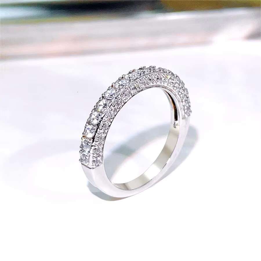 FOXI Micro Pave Set Classic Inlaid Moissanite Ring Romantic Anniversary Gift 925 Sterling Silver Moissanite Diamond Fine Rings