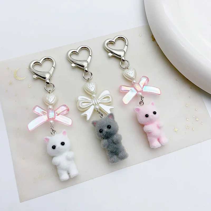 Cartoon Flocking Cat Pendant Keychain Pearl Heart Bow Shaped Key Ring For Women Girls Cute Camera Bag Pendant Decoration Gifts XJ250602