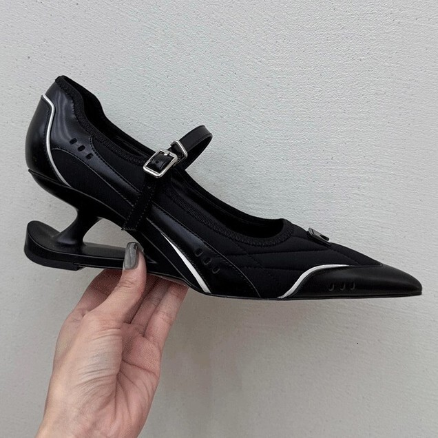 Niche Design Pointed Toe Unique Heel Women's High Heels Ballet Sports Style Shallow Mouth Mary Jane Shoes