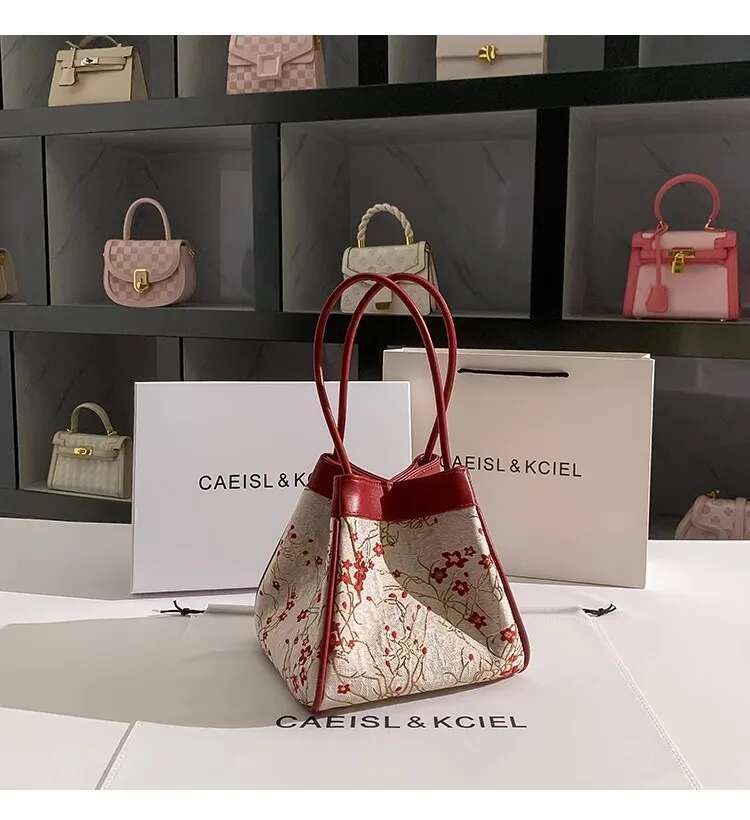 Large Capacity High Quality Fashion Bucket Purse Embroidery Floral Women Handbag Textured Leather Composite Shoulder Bag