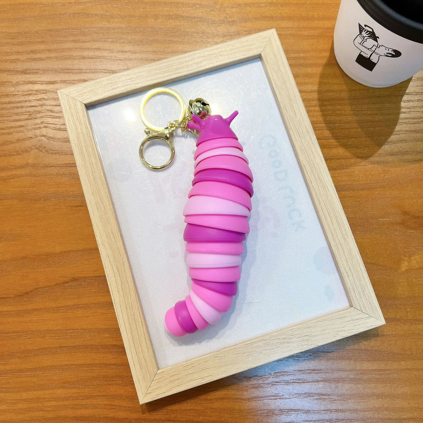 Fidget Slug Keychain Toys 3D Articulated Stretch Sensory Stress Relief Flexible Hand Toy Keyring Pendents for Kids 250526