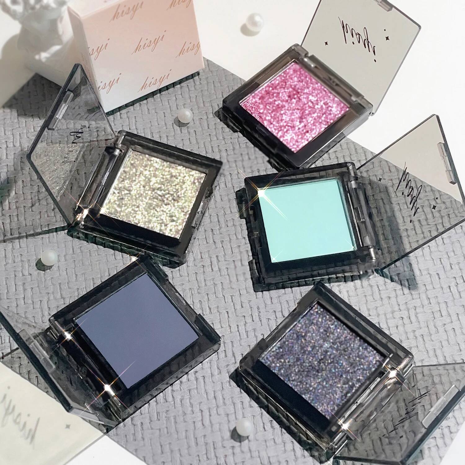 HISYI Dark Magic Monochrome Shadow Pearlescent Matte Sequin Glitter Powder Eye Brightening Natural Makeup