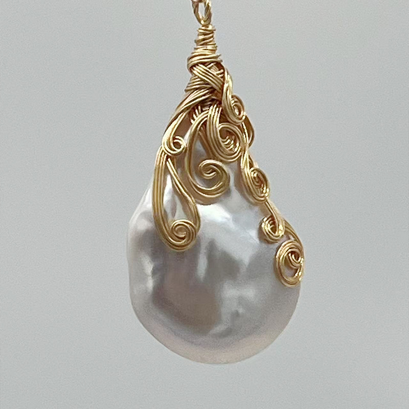 Elegant Handcrafted Women's Pearl Necklace with 14K Yellow Gold Plating