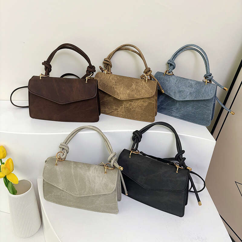 Handheld Small Square Women's 2025 Spring New Versatile Shoulder Crossbody Bag