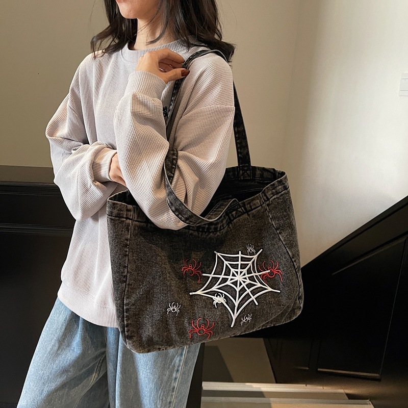 designer Summer New Trend Large Capacity Fashion Versatile Denim Casual Commuting Travel Handbag Crossbody Shoulder Bag