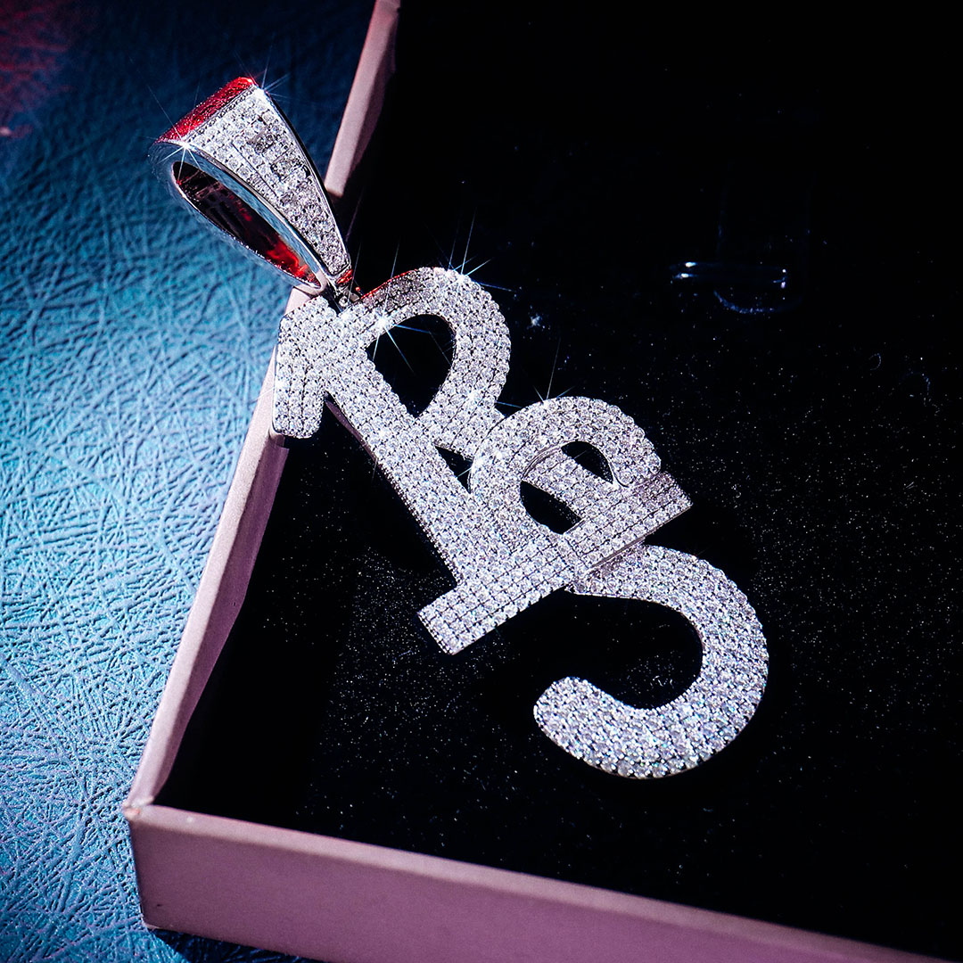 New Trending 925 Sterling Silver Custom Letters Pendant Necklace Iced Customize Name Hip Hop Jewelry DEF VVS Moissanite Diamond Pendants Charms