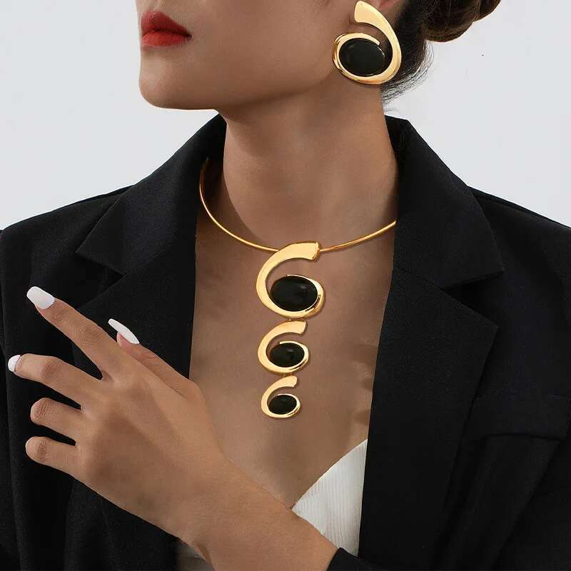 3Pc Fashion Exaggeration Multicolor Resin Trendy Collar Punk Unique Personality Earring Temperament Pendant Necklace Accessories