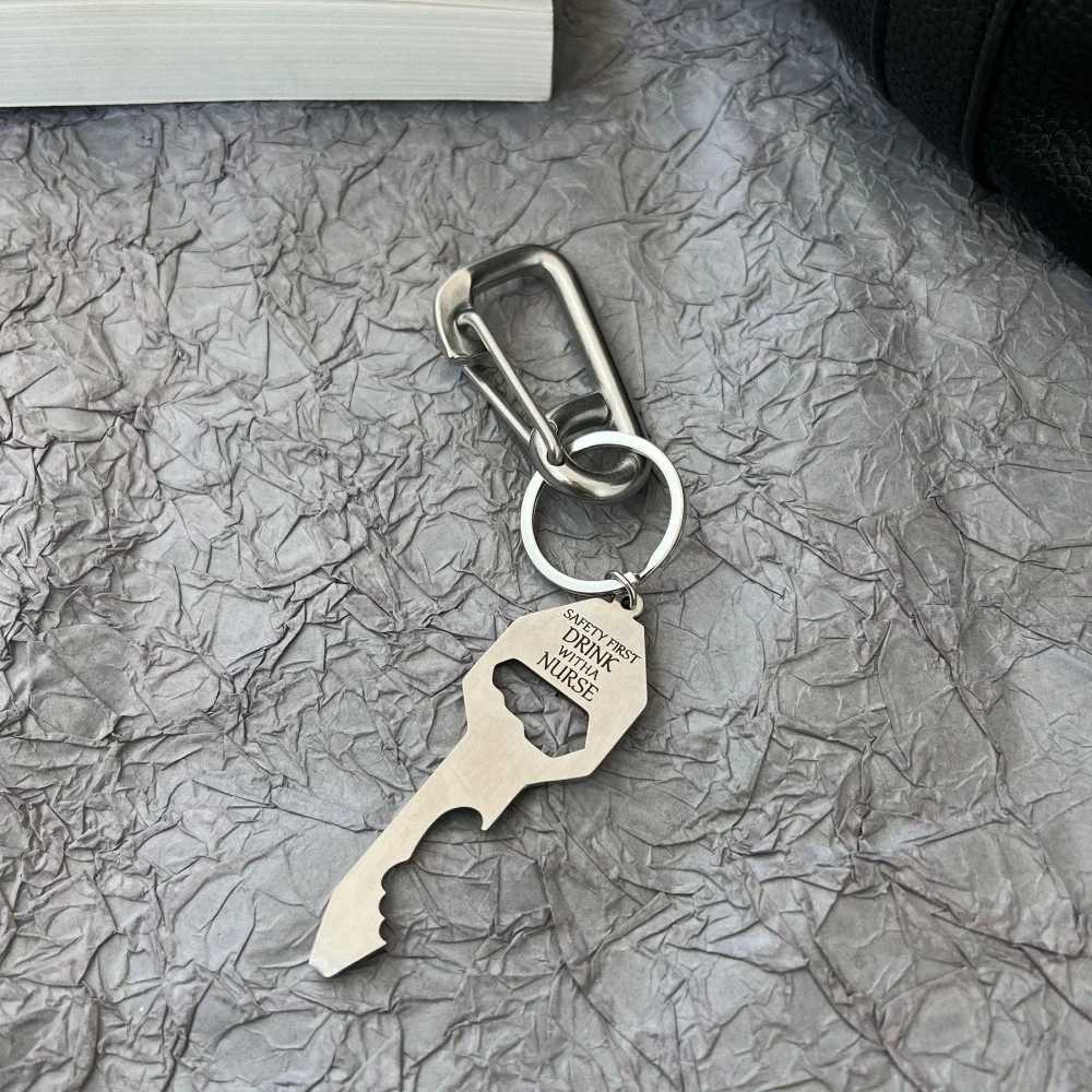 3D Black No 8 Billiard Keychain Lucky Dice Beer Bottle Opener Fashion Creative Women Men Solid Metal Carabiner Pendant GiftsXJ250602