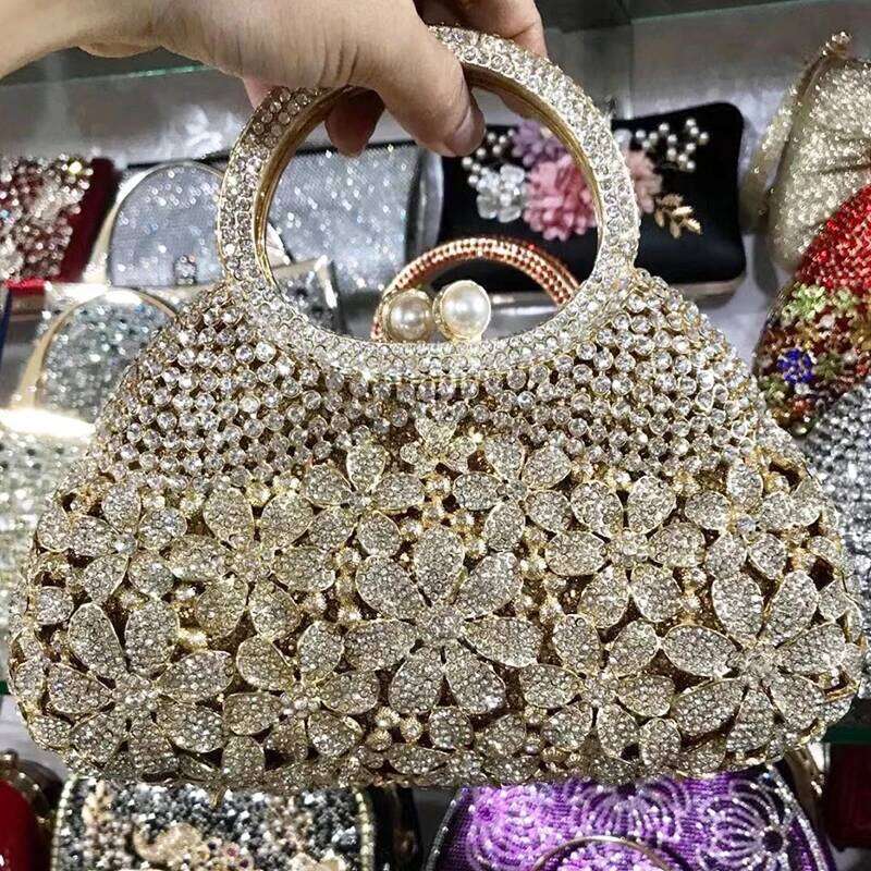 Metal Pearl Gold Top-Handle White Crystal Clutch Bag High Quality Women's Flower Dia Wedding Bridal Handbags Fashion Bags
