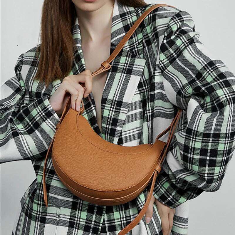 Hifashion Cowhide Genuine Leather Small Shoulder Crossbody Bags For Women 2025 Designer Purses Half Moon Ladies Handbags