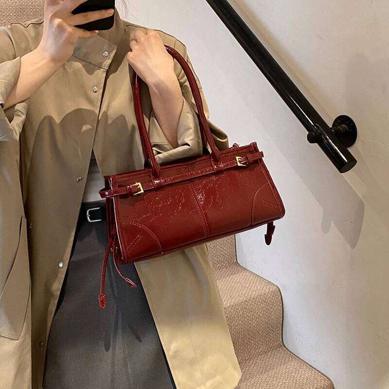 MOODS Belt Buckle Design Shoulder Bags For Women 2024 New Designer Pureses And Handbags Pure Color Large Capacity Shopper