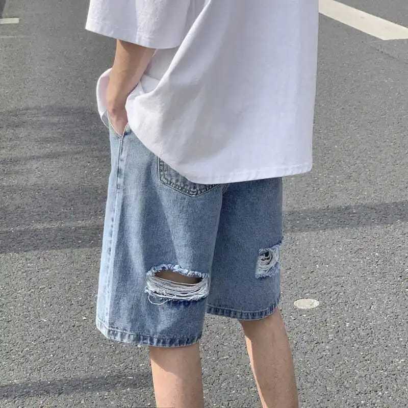 Mens New Loose and Versatile Straight Wide-leg Five-point Ripped Denim Shorts T250603