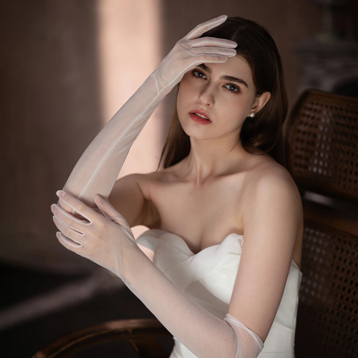 WG099 Elegant Wedding Bridal Gloves Soft Tulle White Long Brides Bridesmaid Gloves for Women Pageant Perform Prom Parties 250530