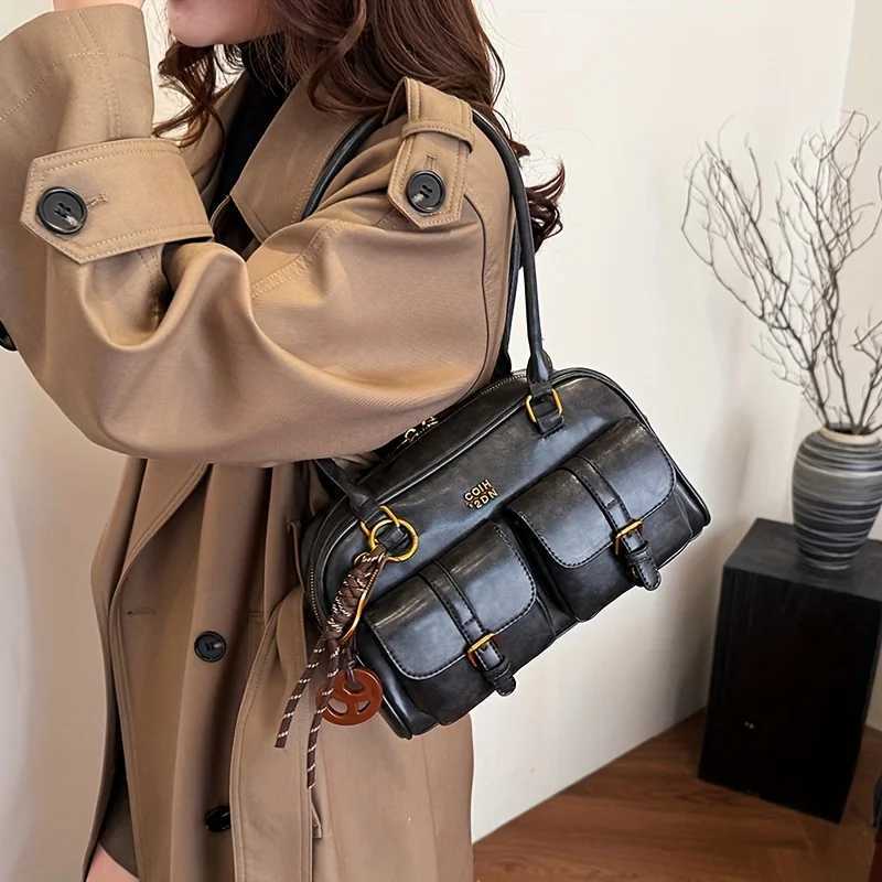 Womens Retro Solid Color PU Leather Shoulder Bag with Multiple Pockets Large Capacity Comes with a Detachable Accessory Charm Y250603