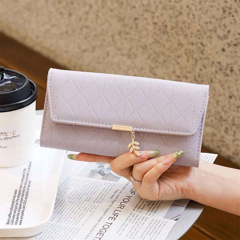 The new model of high-quality PU leather dia-shaped buckle, multi-functional folding, large-capacity mobile phone all-i