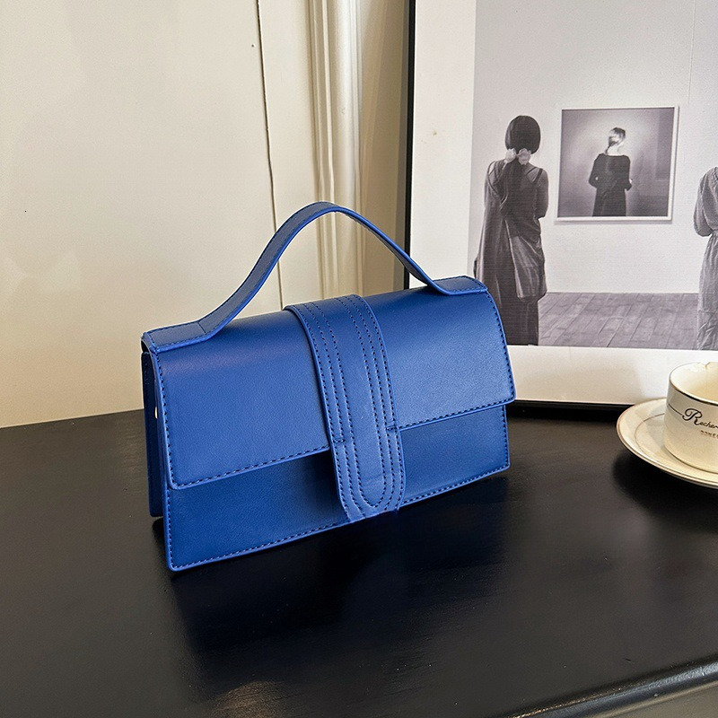 High quality brand new high-quality free designer bag new simple letter shoulder bag niche popular multi-functional crossover square bag new free desi