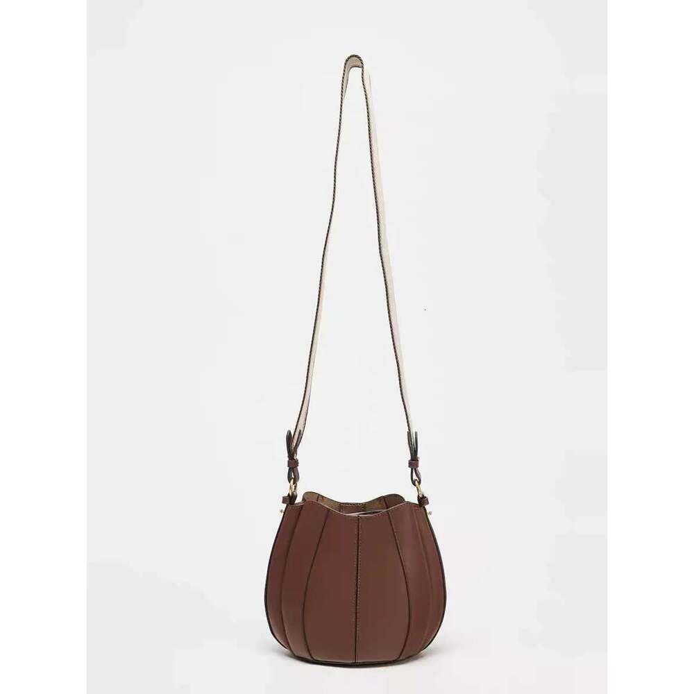Women's Soft Leather Crossbody 2025 Commuter Niche Trendy Saddle Bag Single Shoulder Slanting Handbag