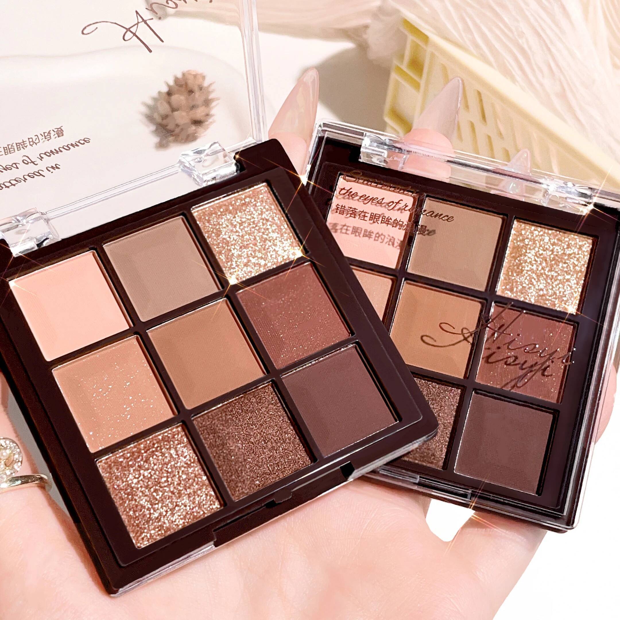 Eyeshadow nine-color chocolate eyeshadow palette, pearlescent matte, large glitter, fine comprehensive palette