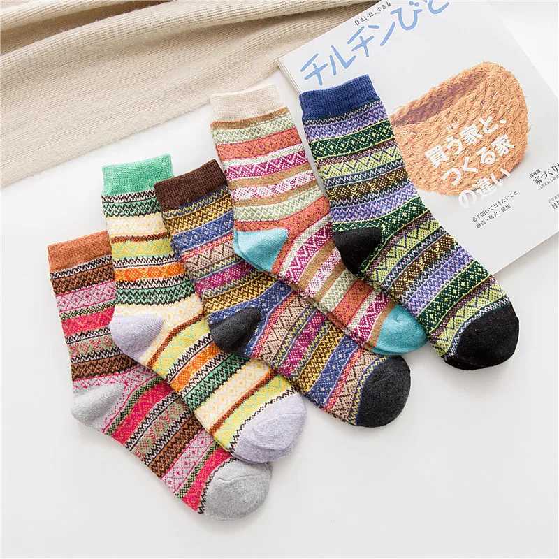 Winter New Products Warm Thicken National Wind Womens Wool Medium Tube Socks Factory Wholesale 5 Pairs T250602