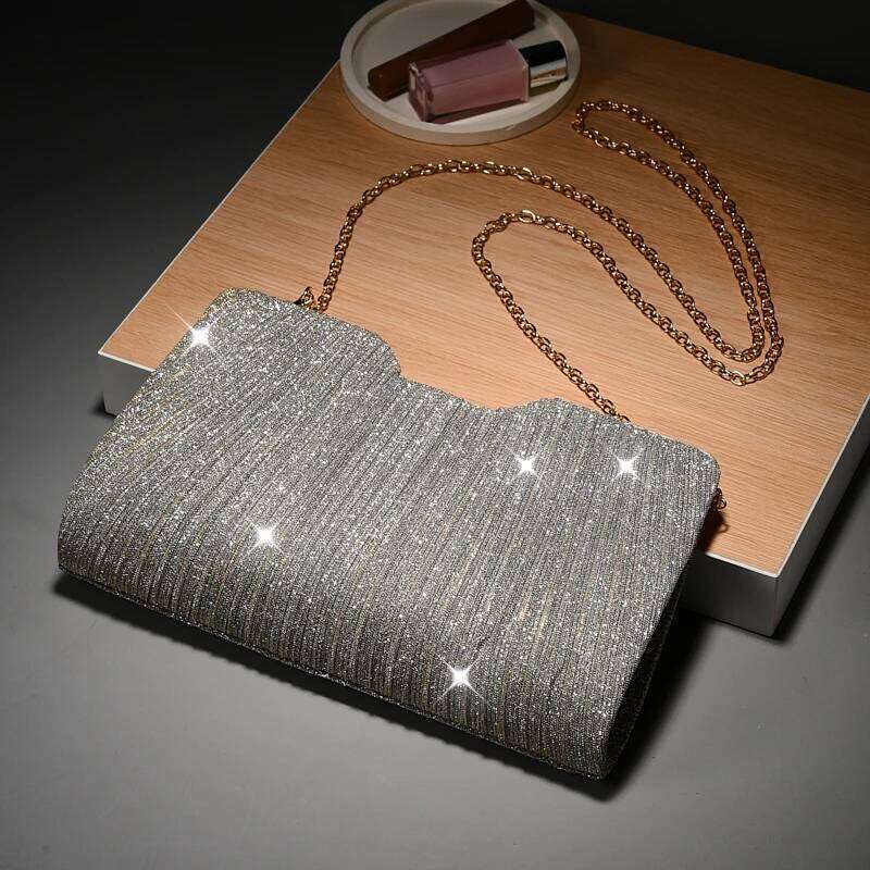 Chain Light Pattern shoulder Simple And Versatile Handheld Underarm hand Bag women wedding party Evening gift Bags