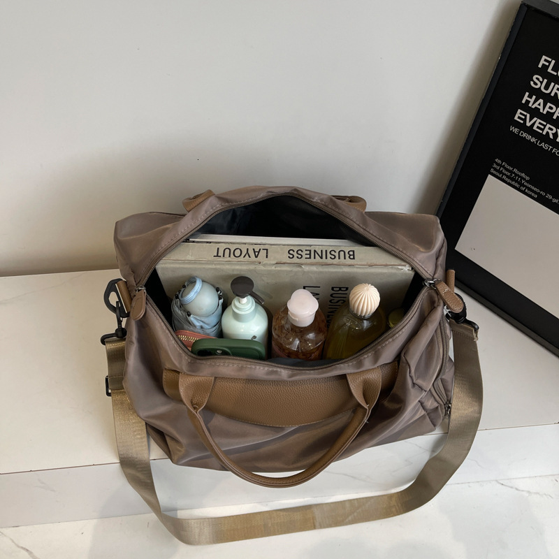 New Long-Distance Large Capacity Gym for Women High-End Storage Travel Bag Outdoor Handbag