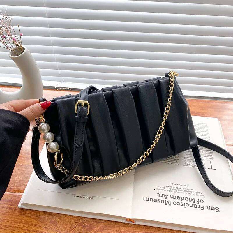 Trendy 2025 Korean Version Pleated Small Square Shoulder Bag - Ins Popular, Versatile Armpit Carry for Women