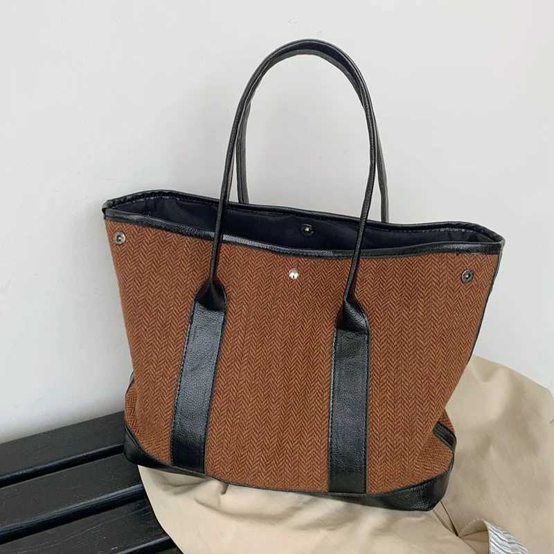 Vintage Woolen Cloth Women Shoulder Bag Large Capacity Luxury Designer Ladies Handbag Commuting Big Totes Bolsos W250602