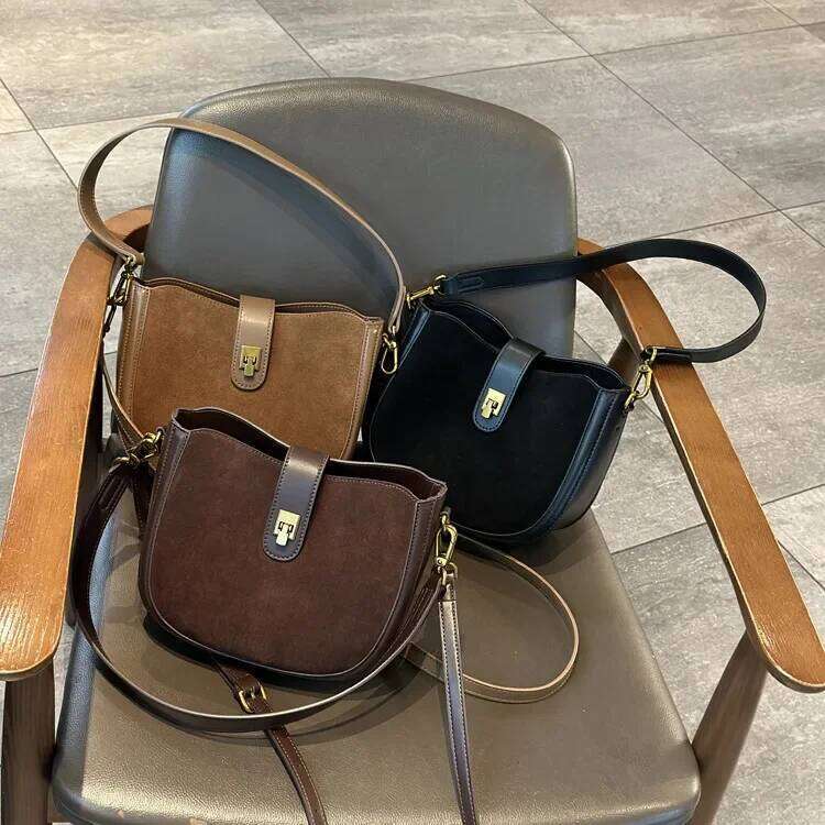 Top Layer Cow Leather Niche High-End Feel Horse Saddle 2025 New Fashion Versatile Veet Crossbody Bag Light Single S
