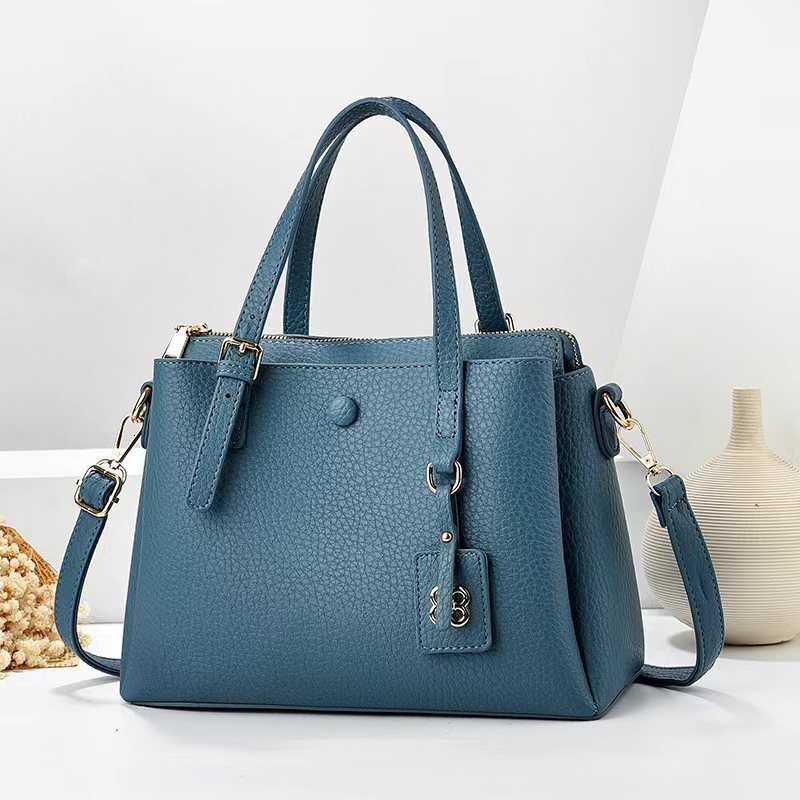 Top quality Brand High Quality New Women's Bag New Fashion Boutique Large Capacity Solid Color Shoulder Crossbody Handbag New Free Delivery Desig