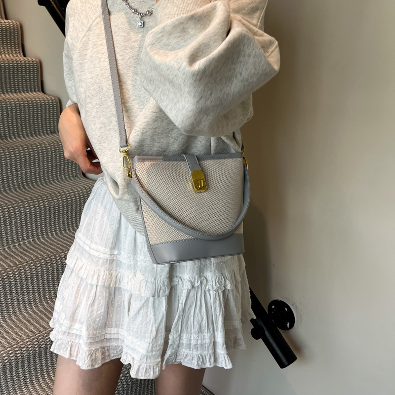 designer casual bag Niche Retro Bag for Women 2025 New High-end Versatile Handbag Bucket Bag Patchwork Shoulder Crossbody Bag
