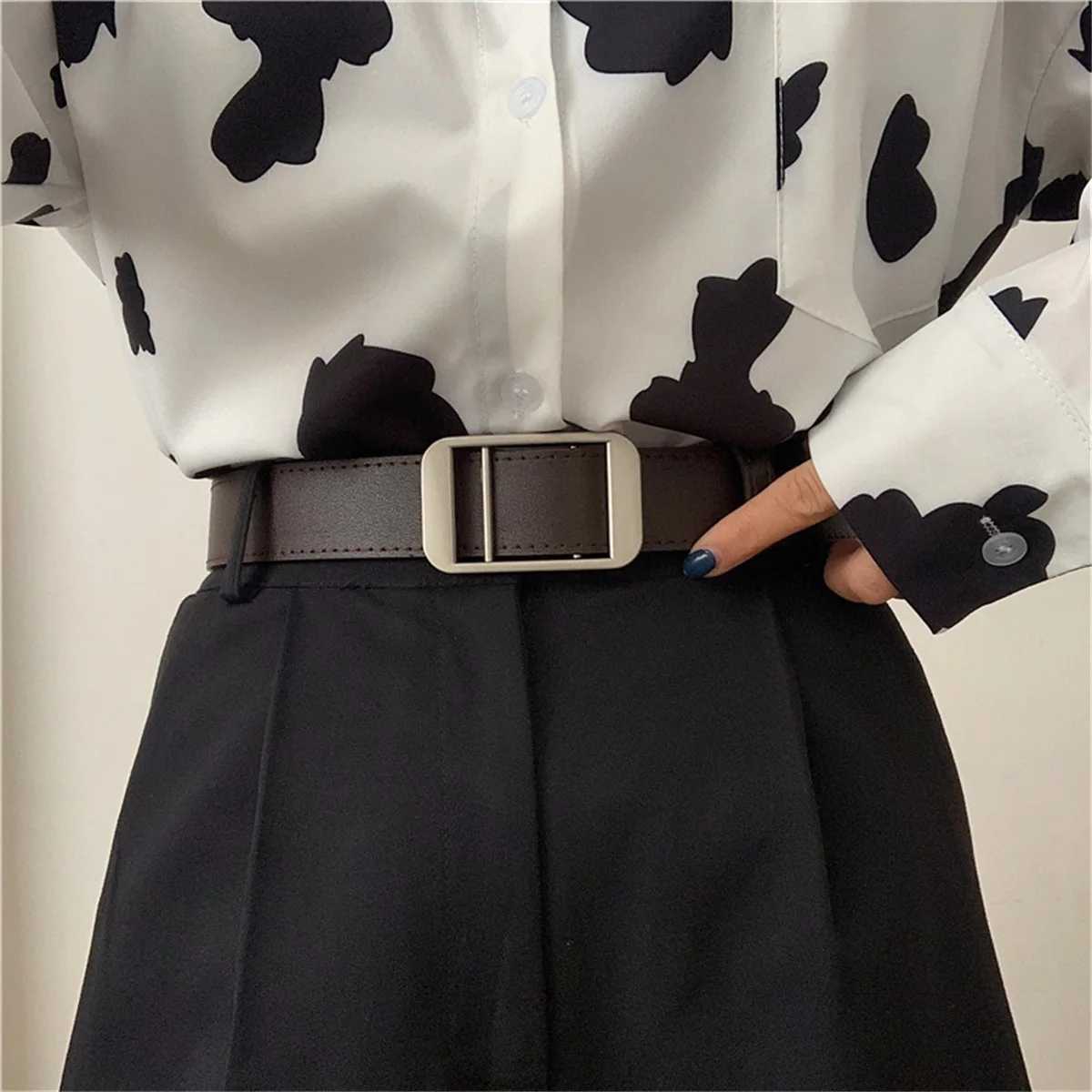 Unisex Free Size PU Leather Belt For Women No-Hole Buckle Luxury Designer Jeans Waist Belt Men Fashion Non-Porous Soft Waistband XJ250602