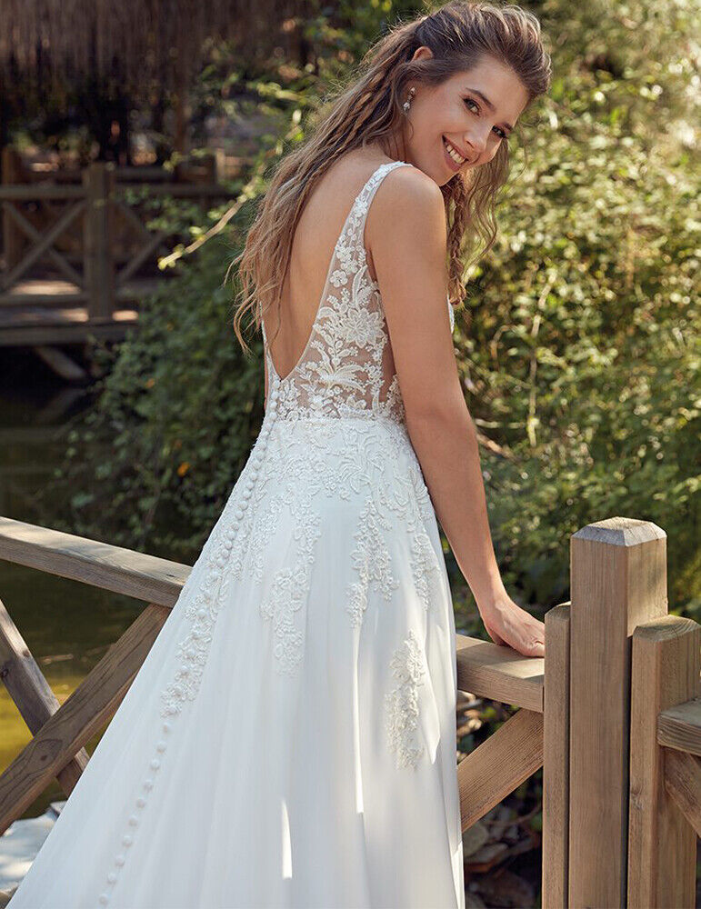 New Style European And American Women's Clothing Sexy Lace Dress Sleeveless Deep V Neck Wedding Dress Embroidered Long Dress