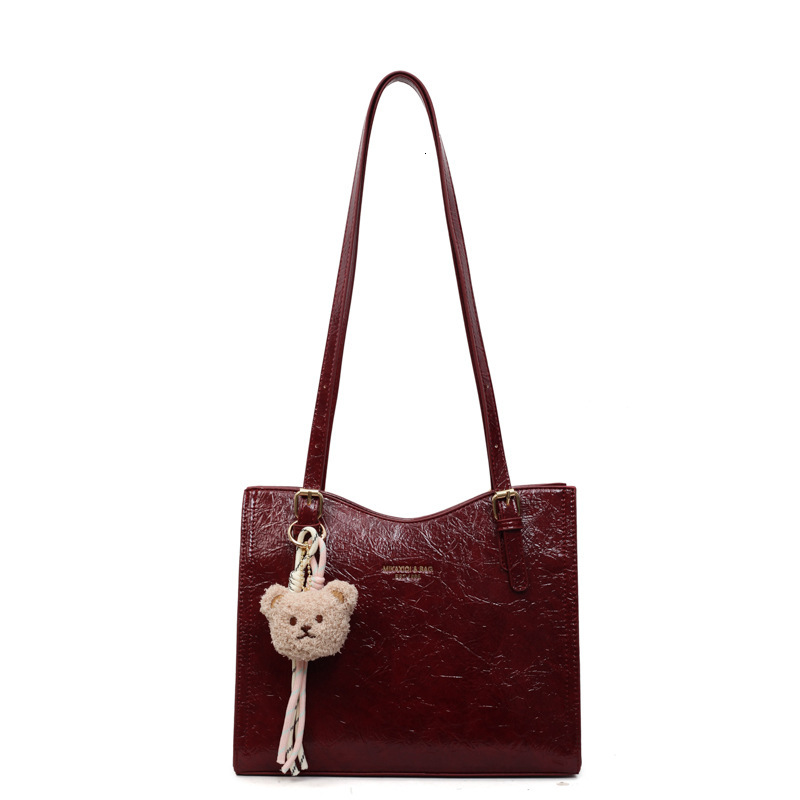 designer High-end 2025 Summer New Trendy Fashion Casual Shoulder Bag for Work Commute Underarm Bag Large Capacity Tote Bag