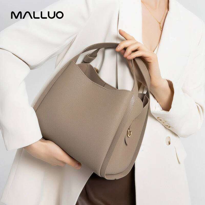Women's Cowhide Genuine Leather Shoulder Bag Female Fashion Designer Handbags Ladies Commuting Large Capacity Bucket Bags